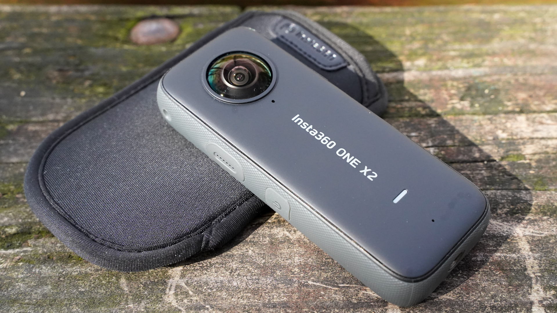Insta360 One X2 with pouch