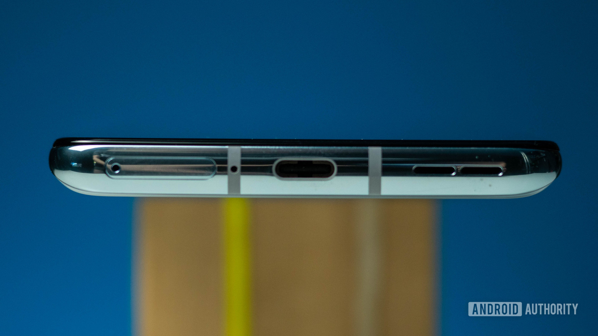 OnePlus 8T bottom view