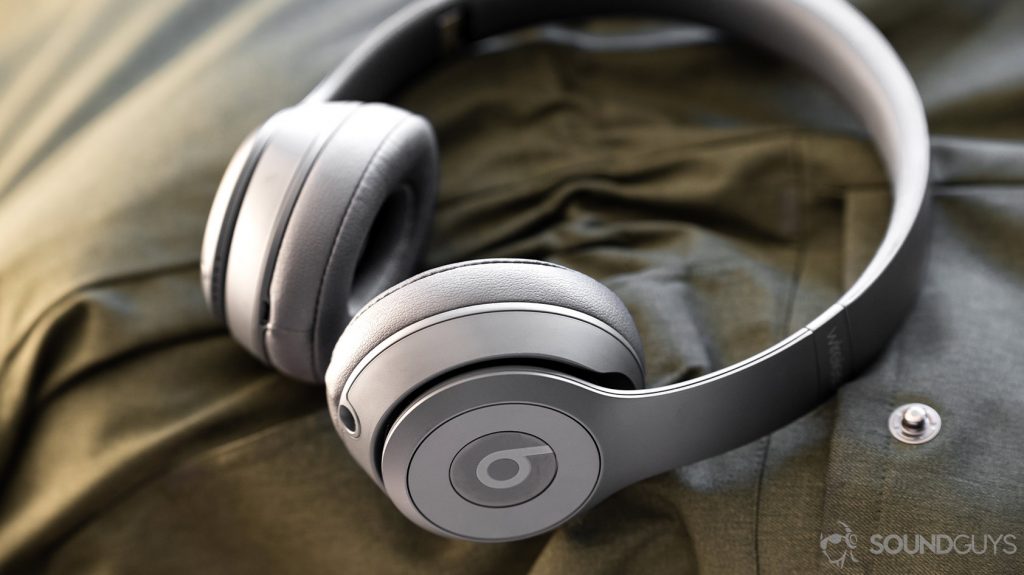 Auriculares Beats Solo3 Wireless en la oreja