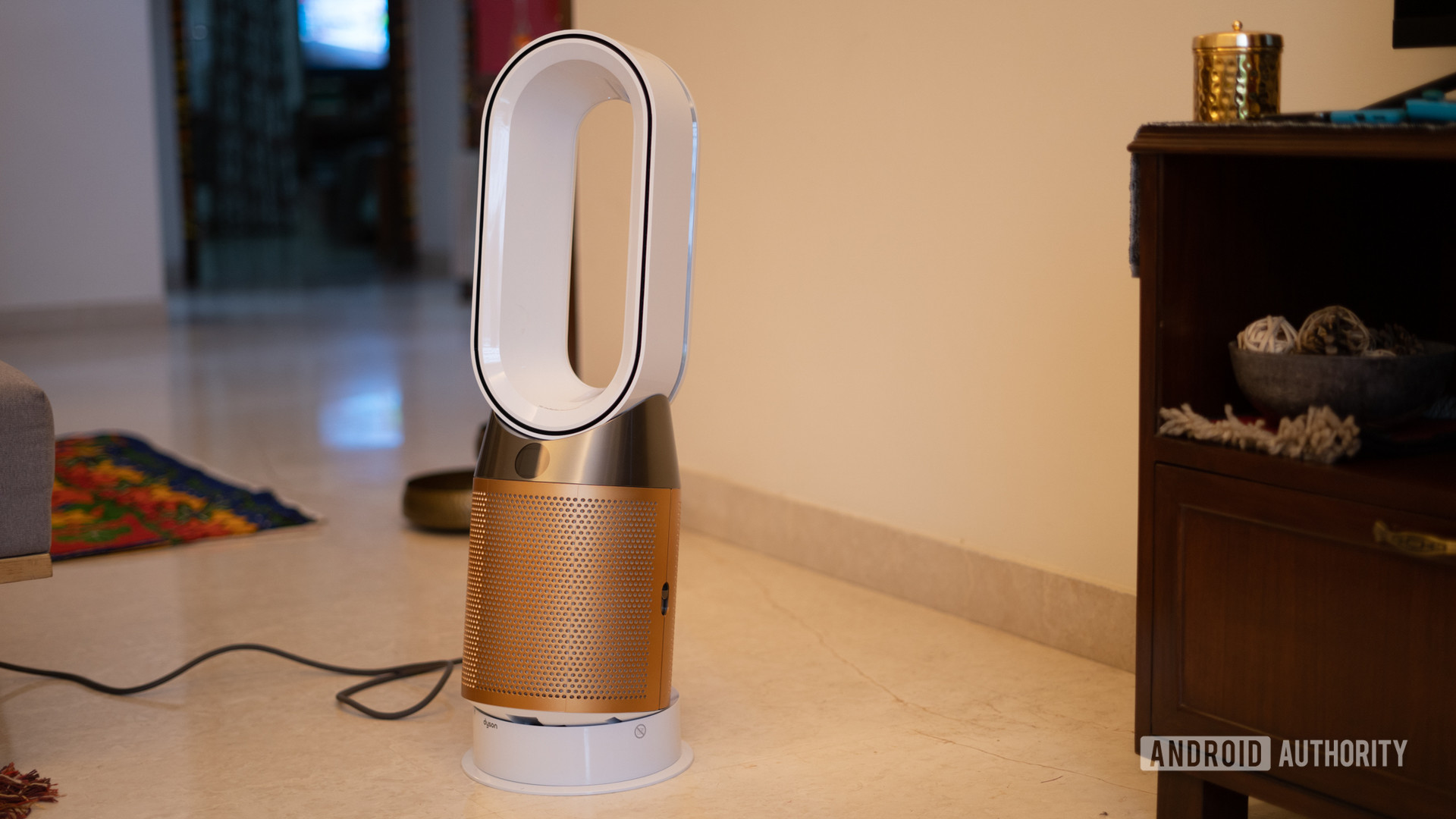 Dyson Pure HotCool Cryptomic air purifier front profile shot
