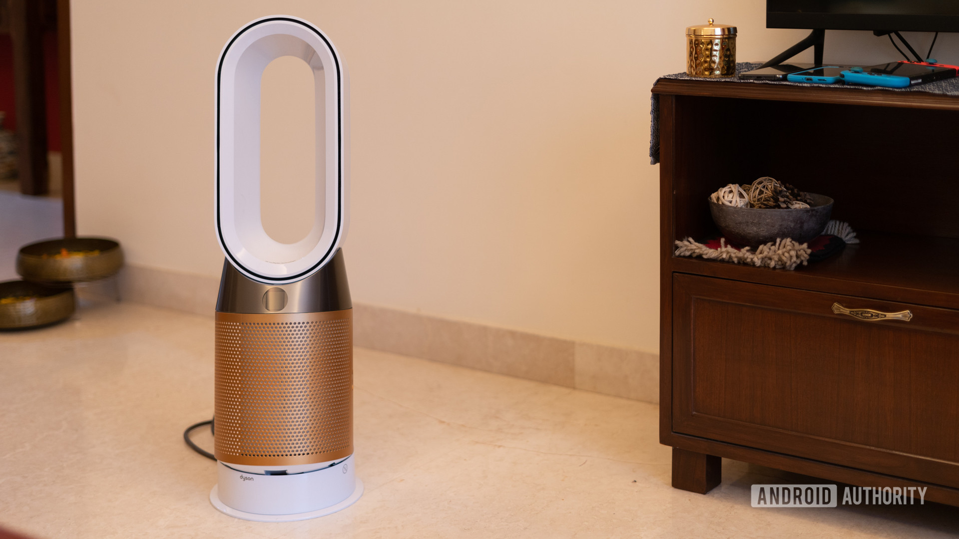 Dyson Pure HotCool Cryptomic air purifier showing full air purifier