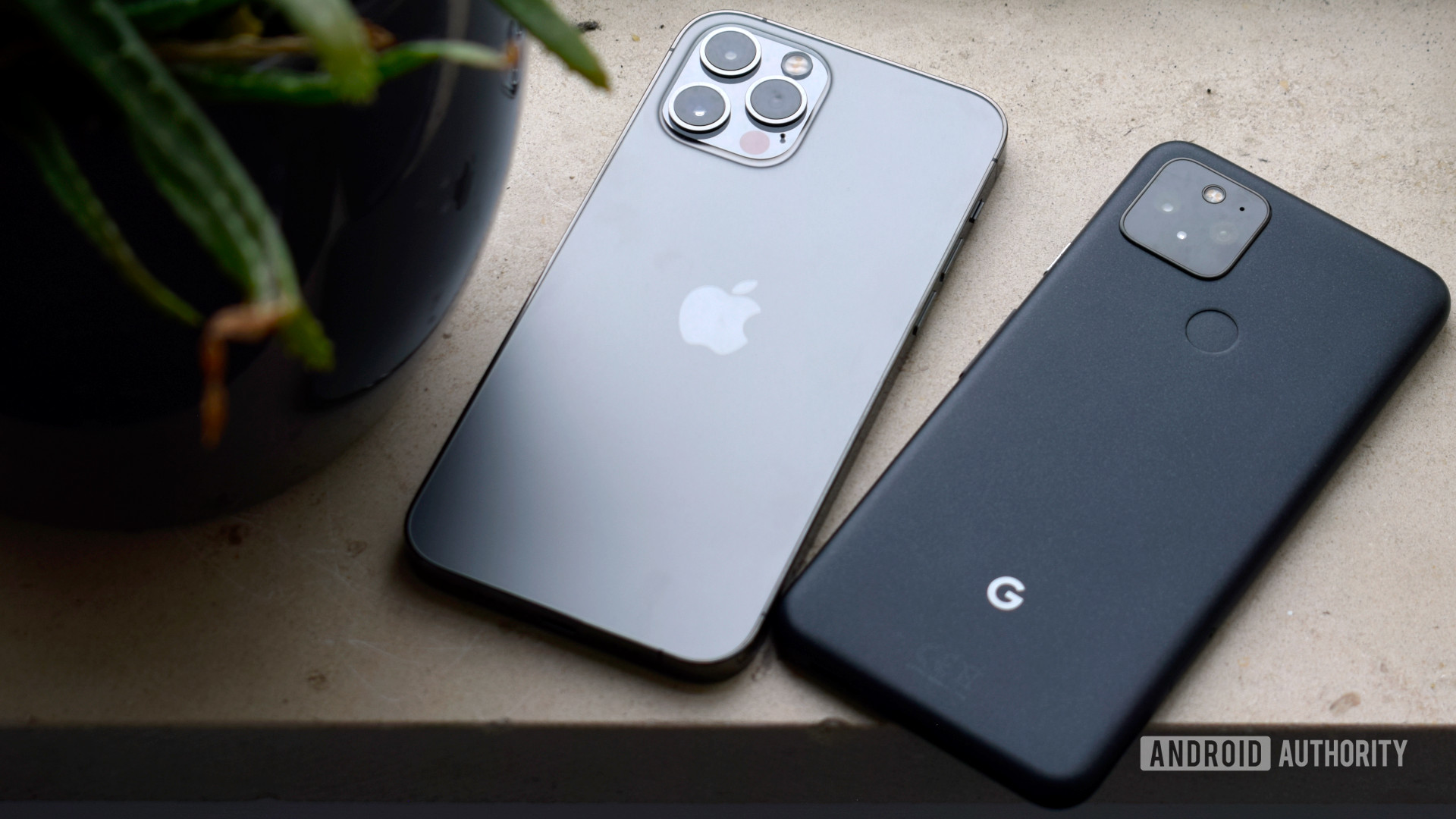 Google Pixel 5 vs Apple iPhone Pro EOY 2020