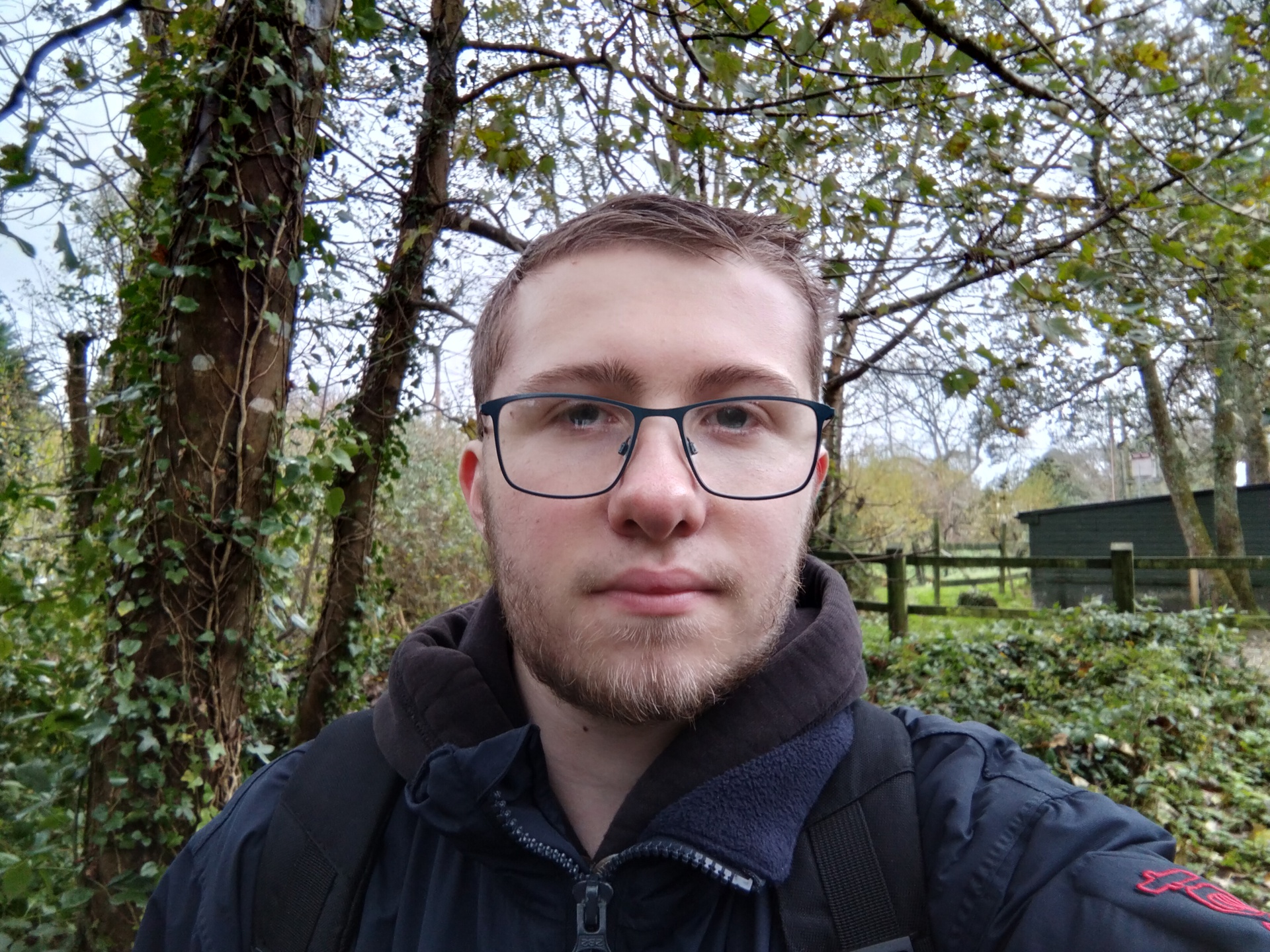 OnePlus Nord N100 selfie photo sample in a woods