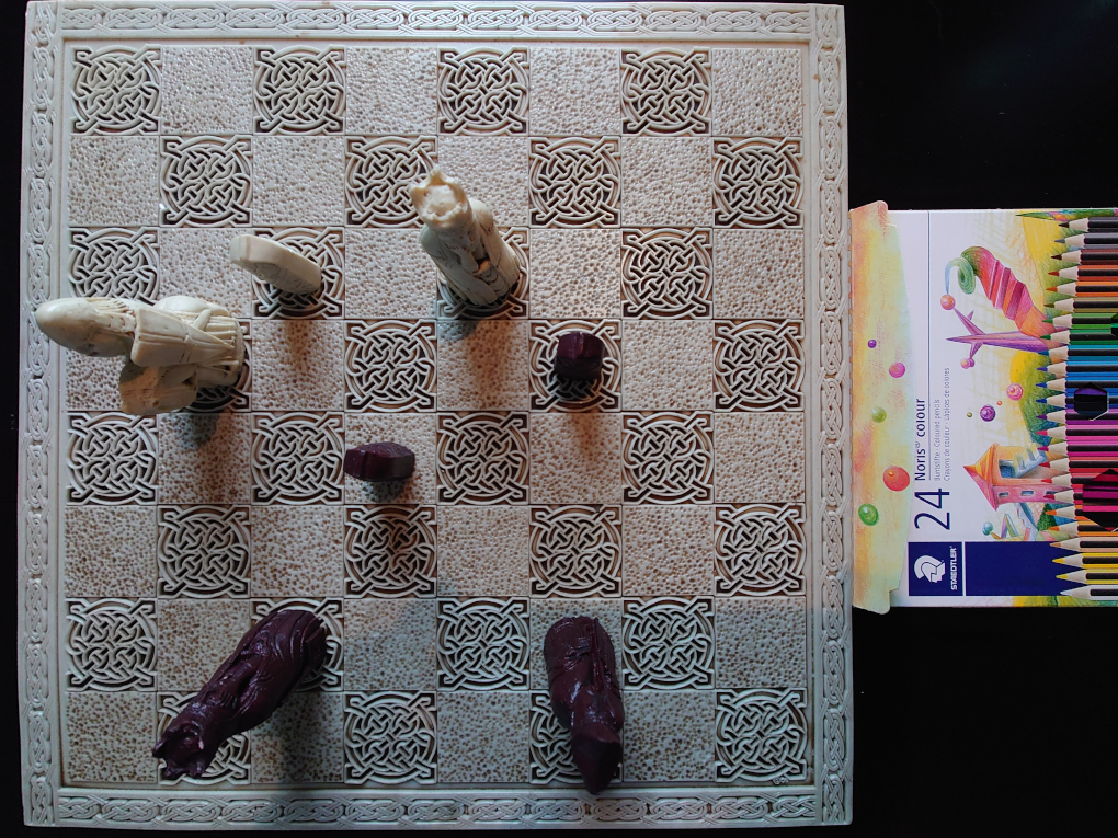 Wide Chess Sony Xperia 1 II
