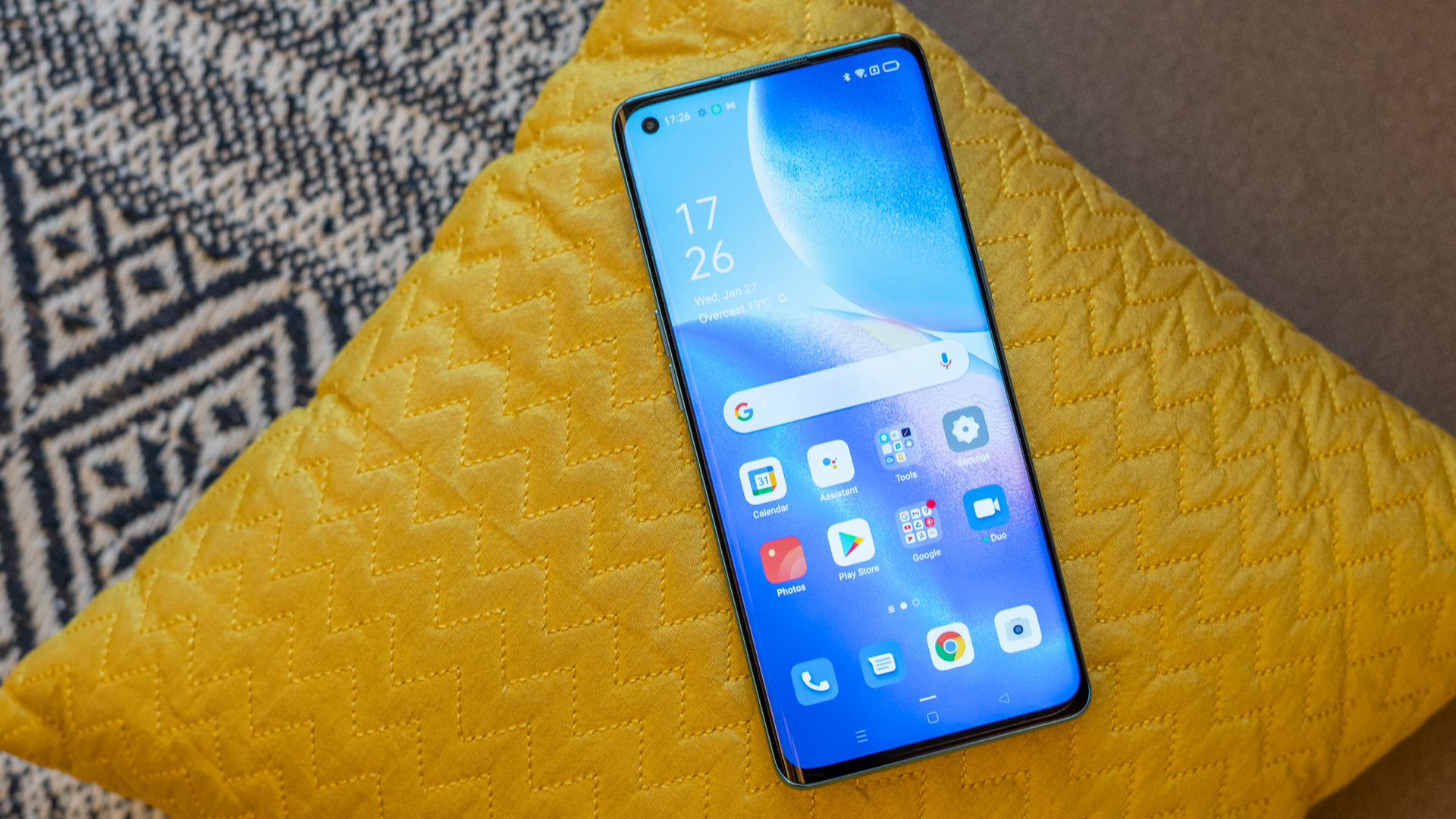 OPPO Reno 5 Pro showing display 1