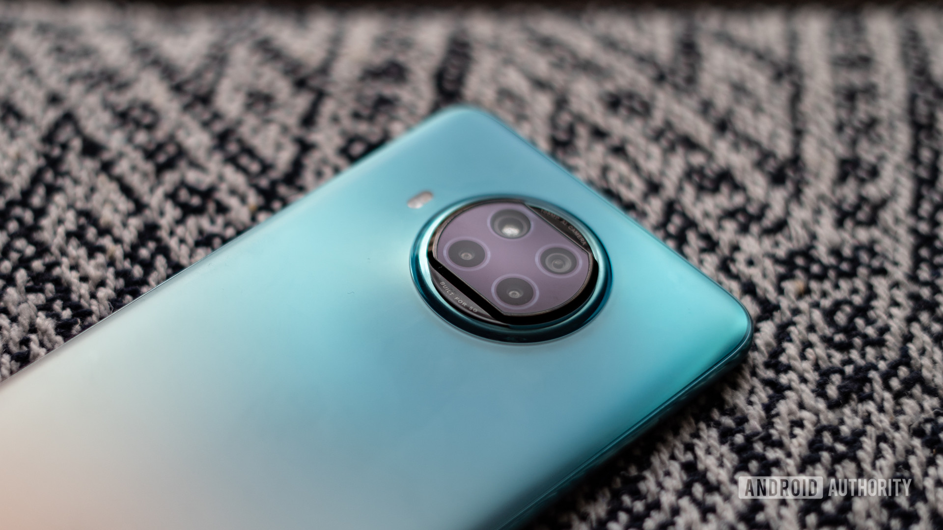 Xiaomi Mi 10i review camera close up