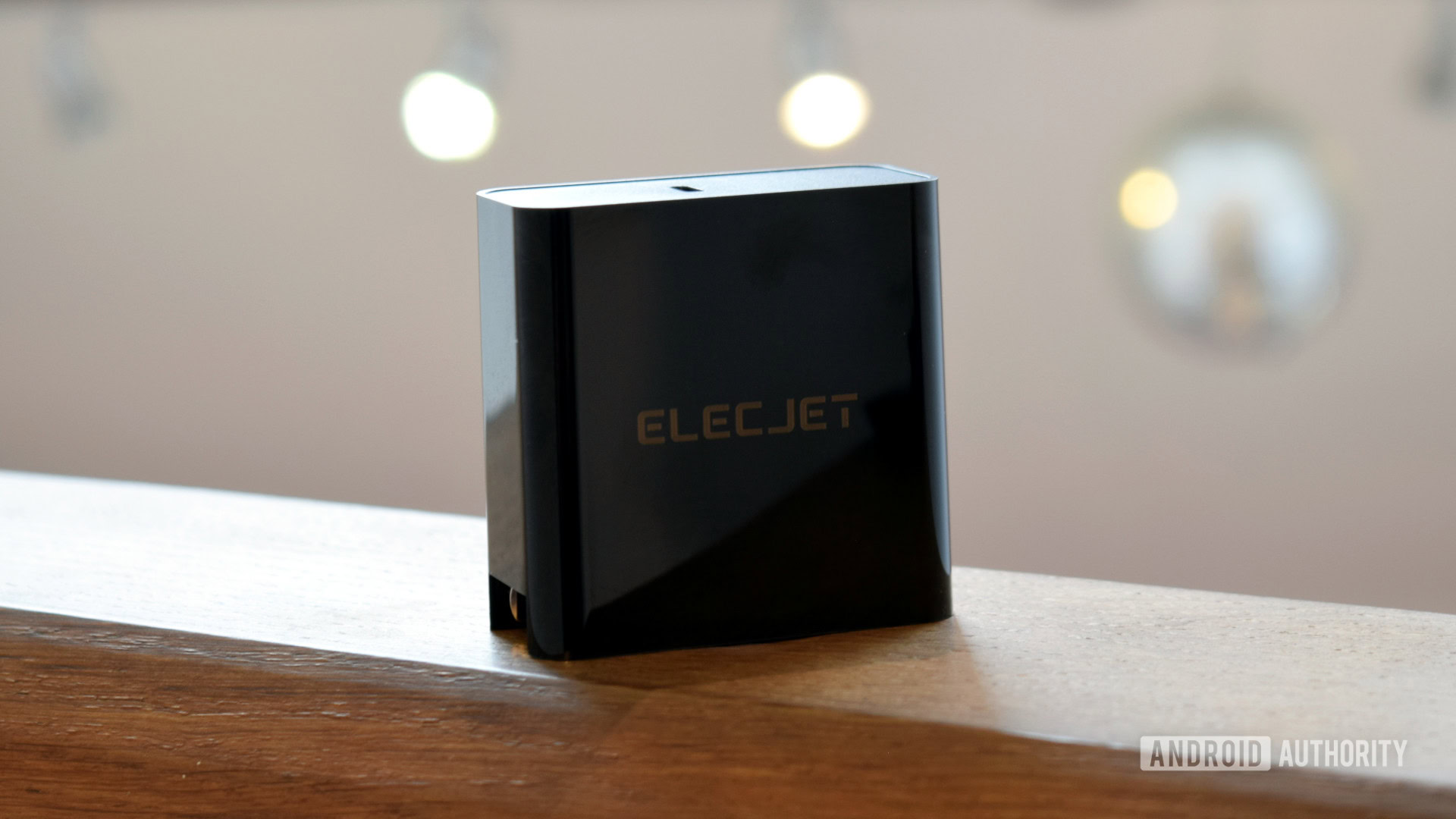 Elecjet 45W USB C Super Fast Charger front