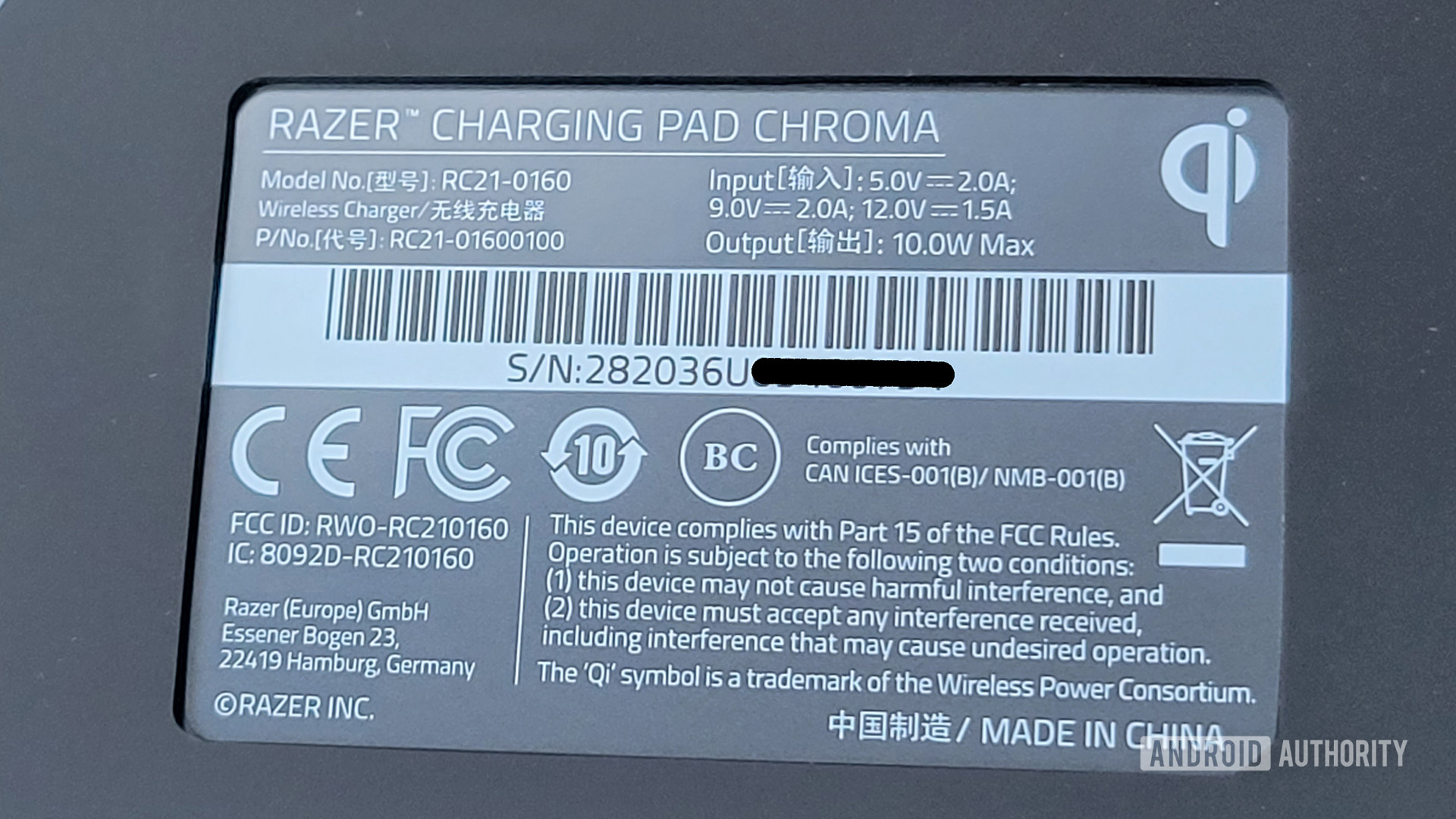 Razer Charging Pad Chroma Review FCC Notices on Bottom of Pad