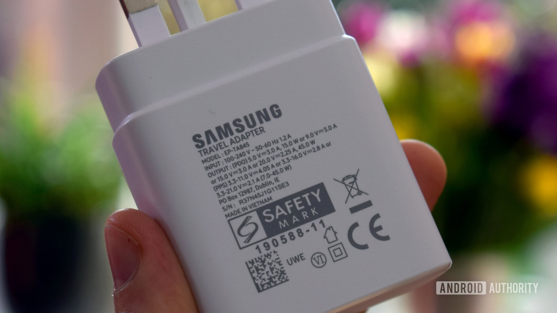 Samsung 45W Travel Adapter charging specs