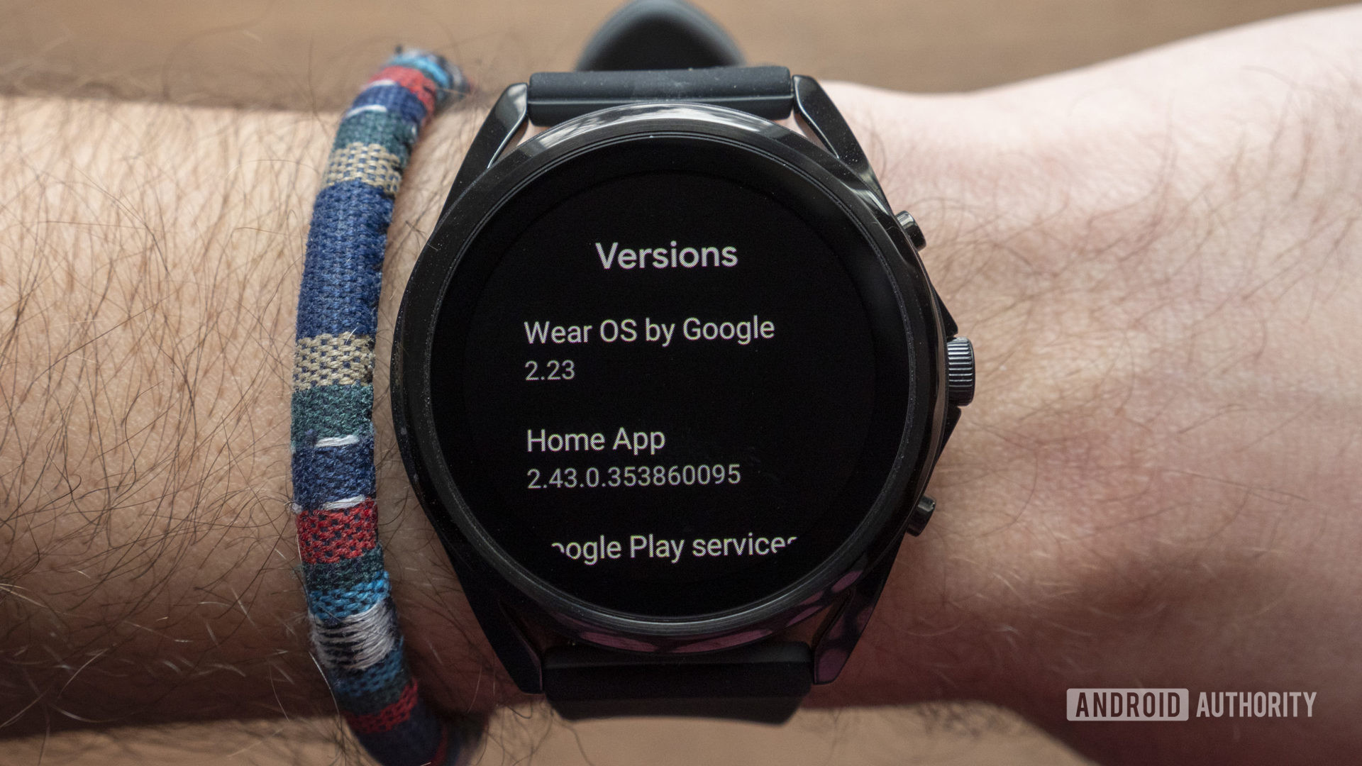 Fossil Gen 5 LTE Wear OS version on wrist