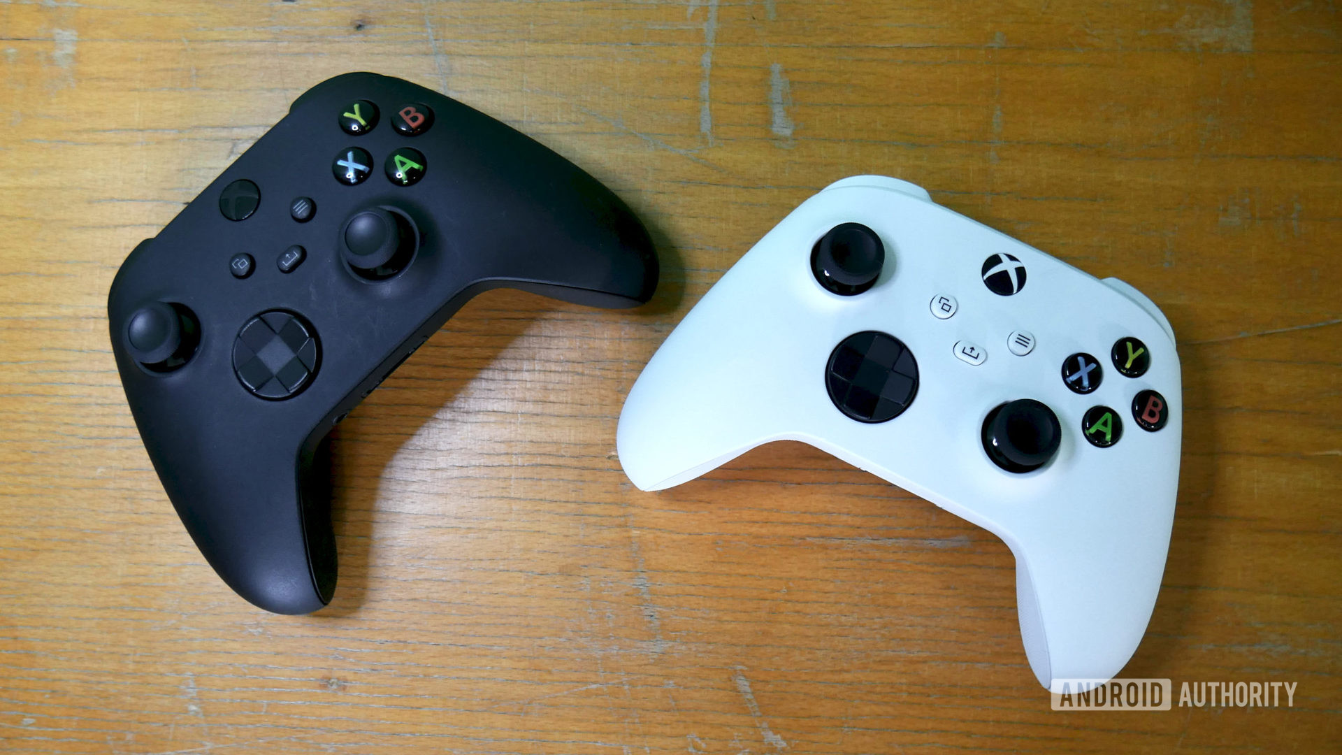 xbox series x vs series s controllers