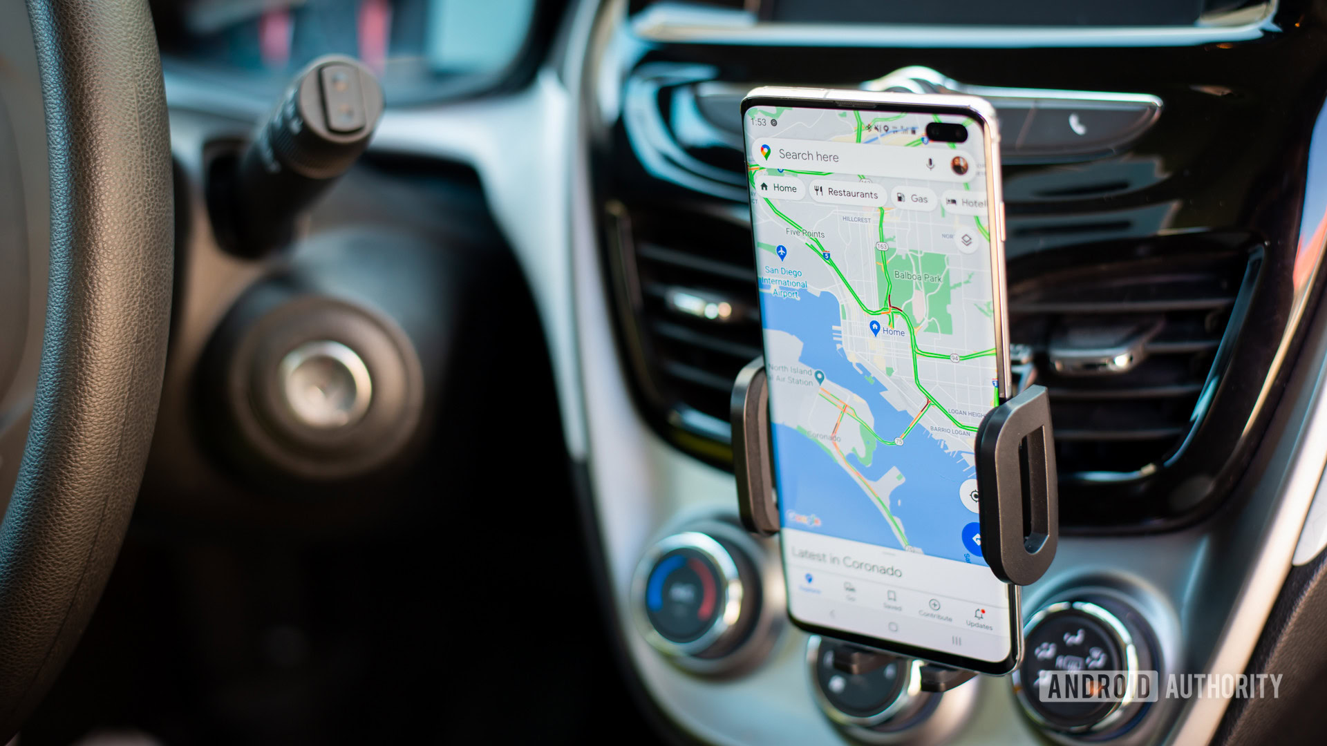 Mpow Air Vent Car Mount Pro review 6