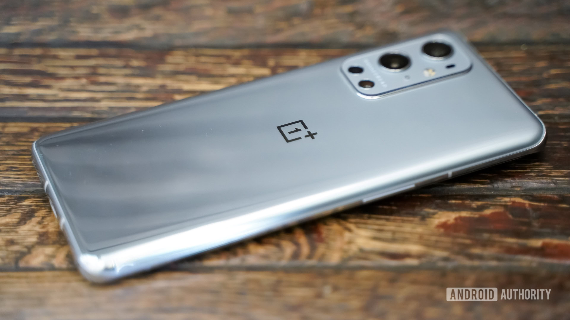 OnePlus 9 Pro rear layingdown