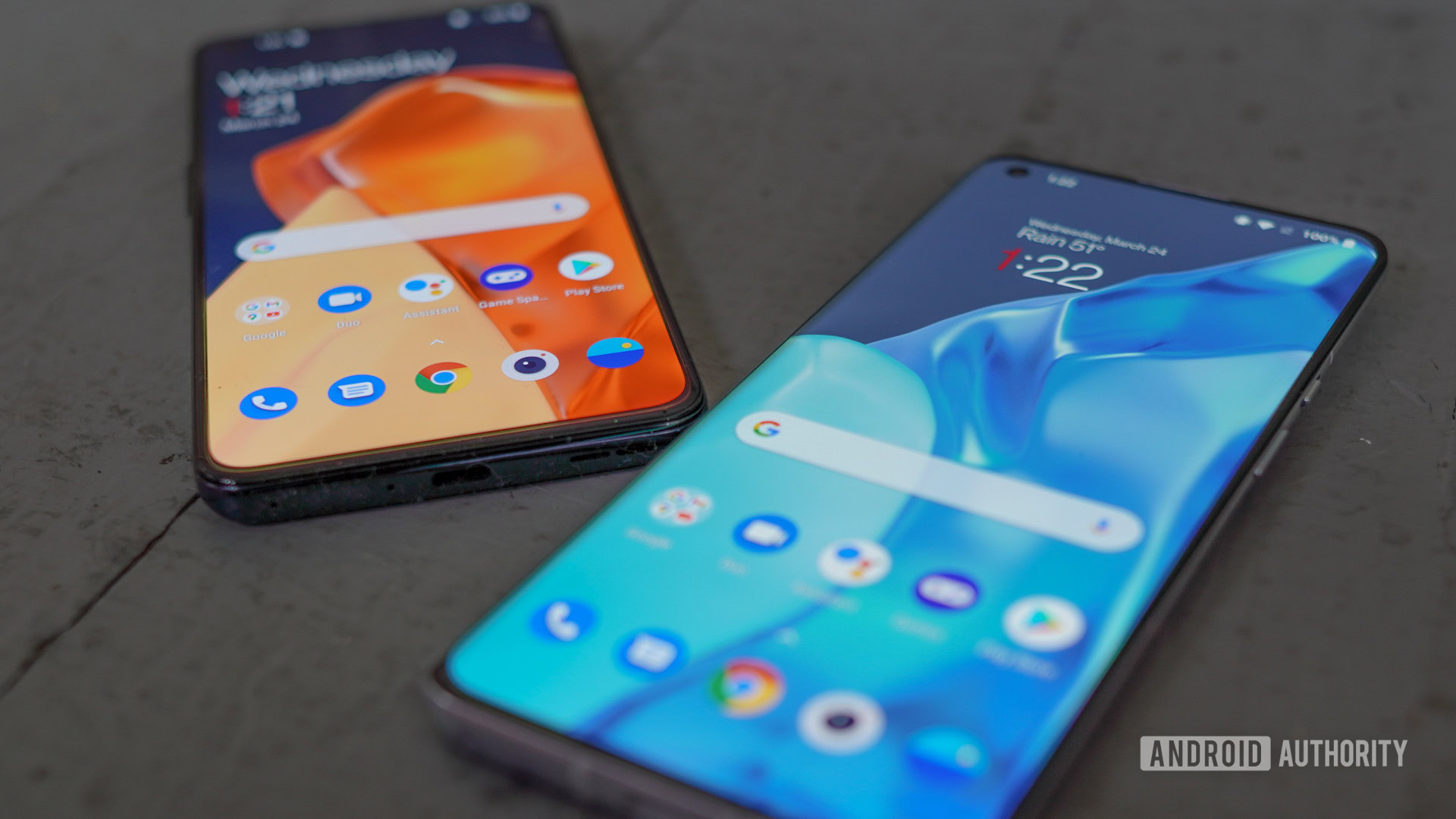OnePlus 9 Pro vs OnePlus 9 laying about