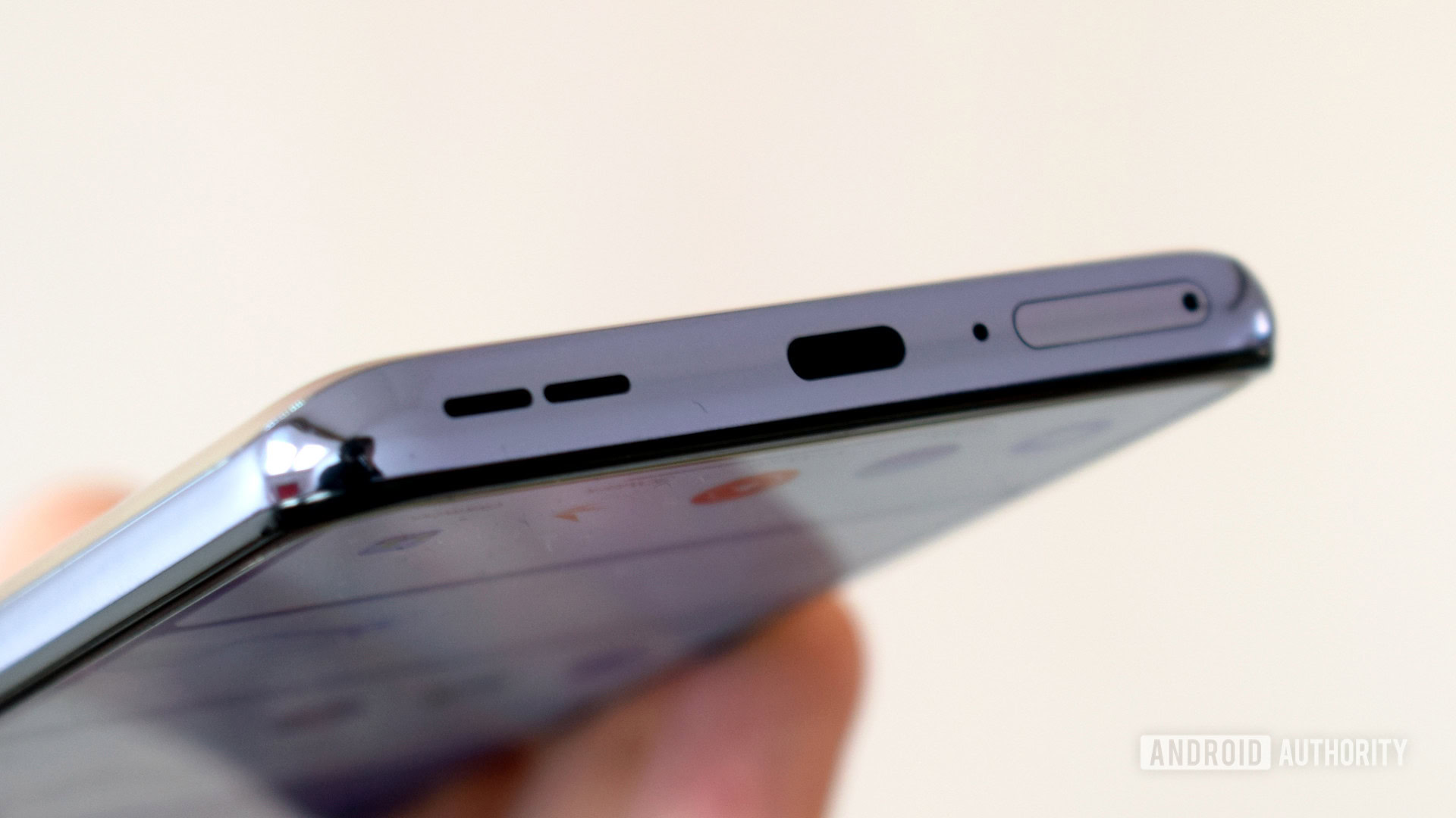 OnePlus 9 review USB C