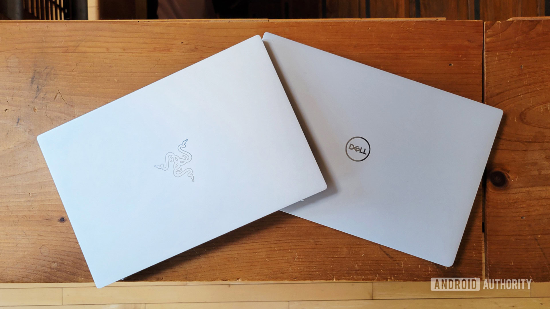 Razer Book 13 vs Dell XPS 13