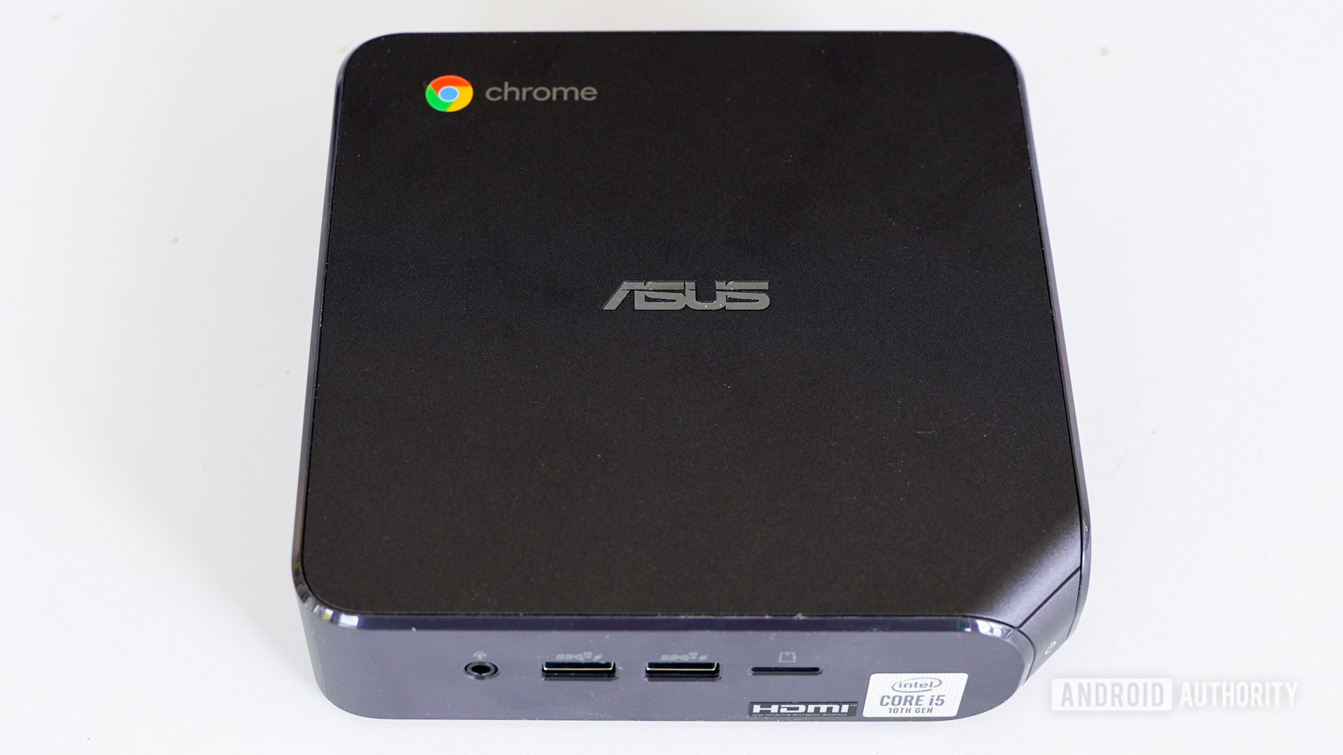 ASUS Chromebox 4 birds eye view