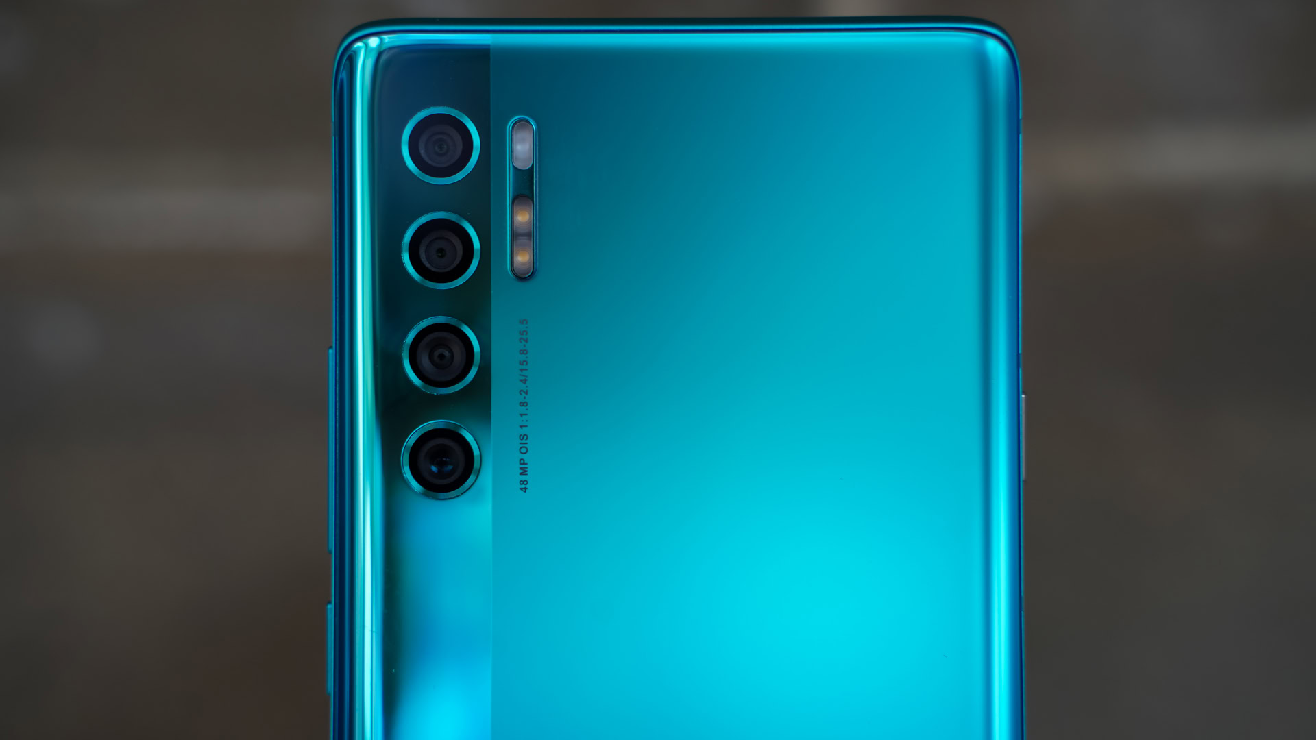 TCL 20 Pro 5G camera closeup