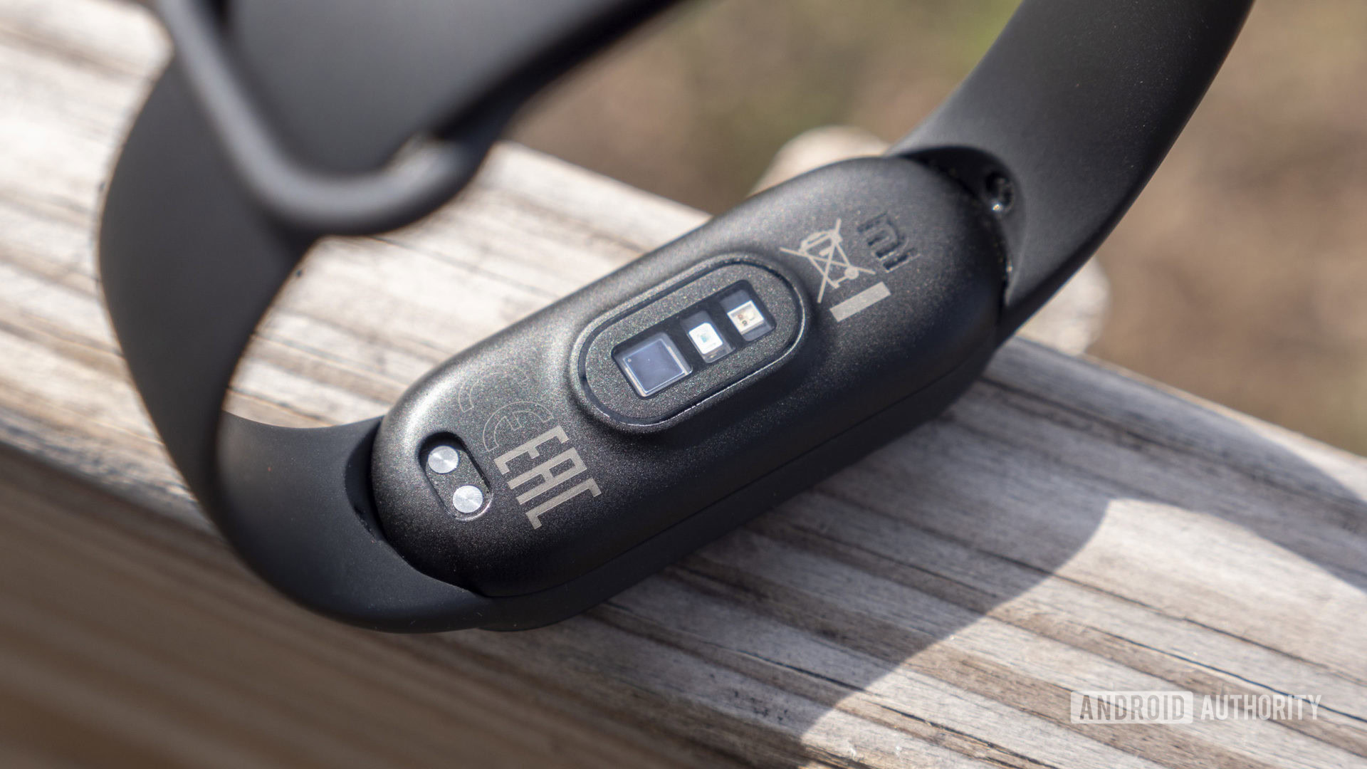 xiaomi mi band 6 review heart rate sensor