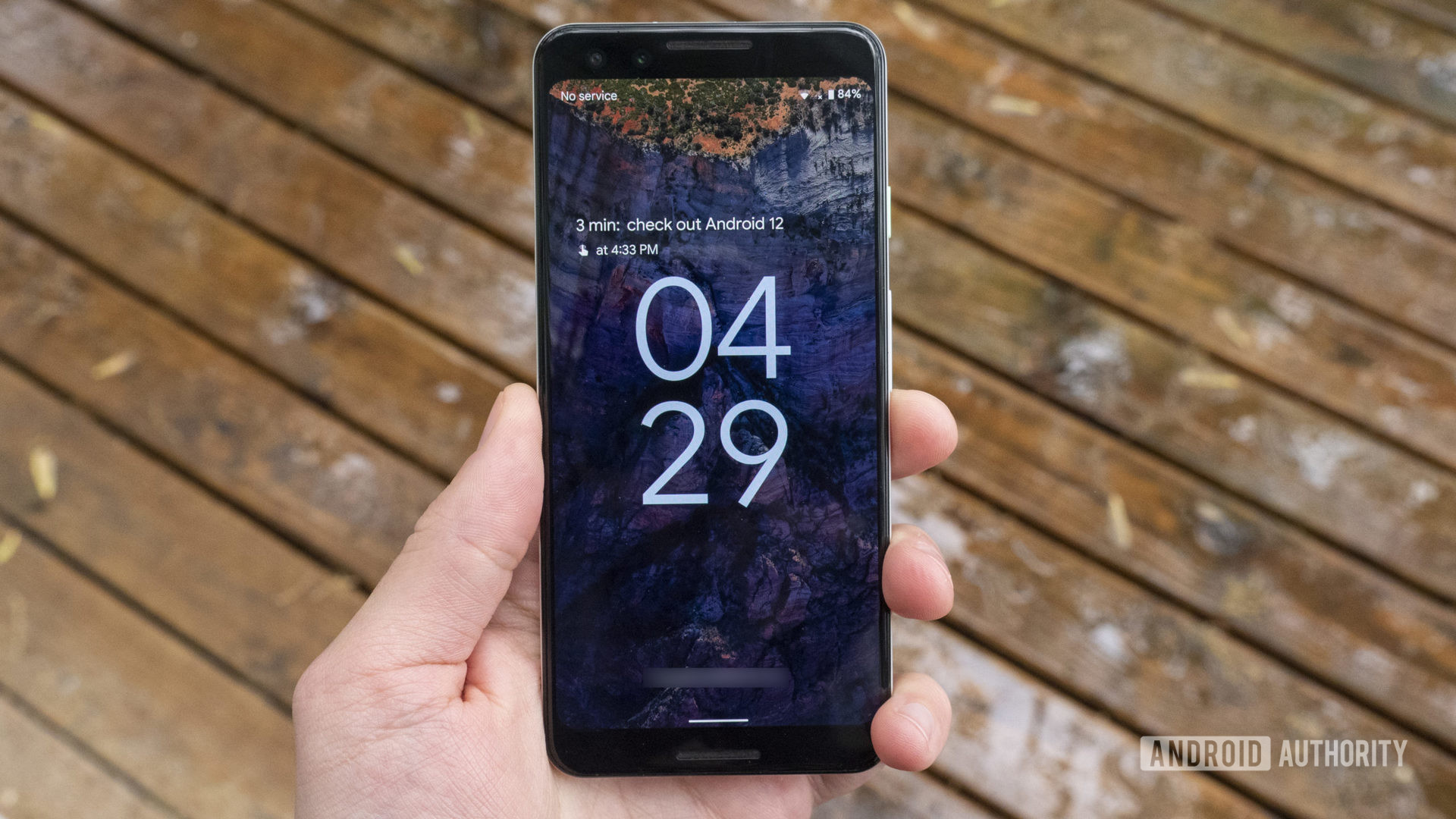 android 12 beta 1 hands on lock screen header image