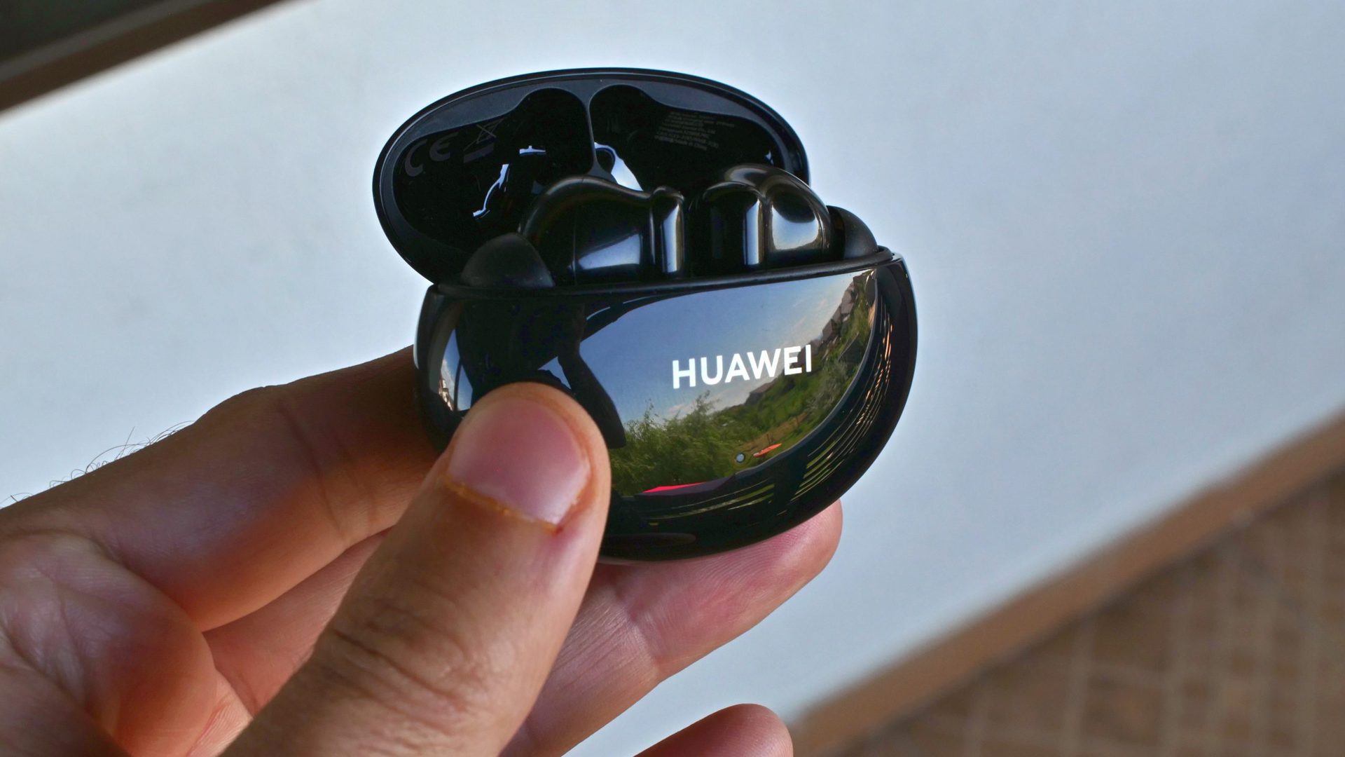 huawei freebuds 4i true wireless earbuds 2