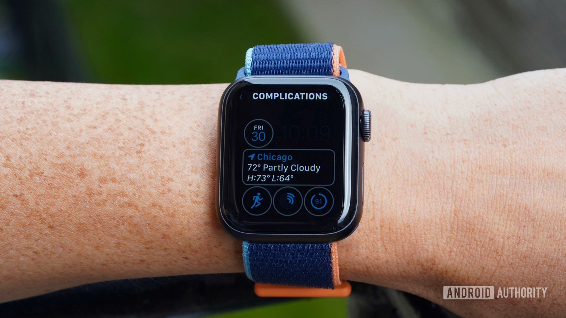 Women's wrists wearing an Apple Watch Series 6 displaying how to customize complications on the watch face