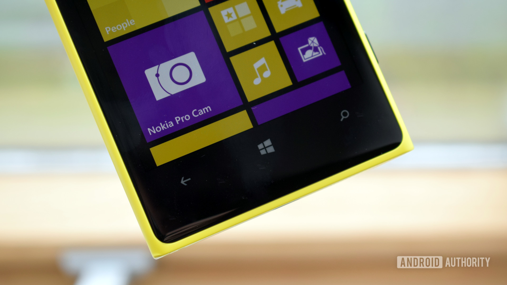 Nokia Lumia 1020 Pureview Windows button