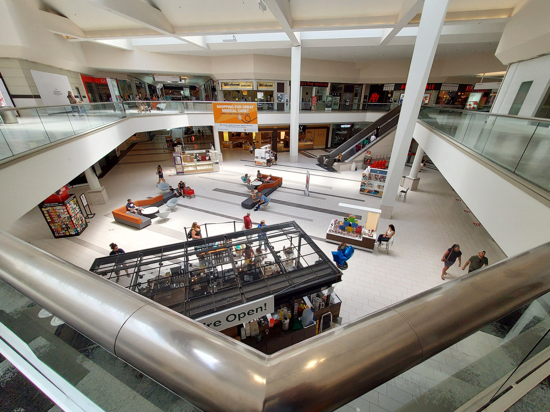 Samsung Galaxy A42 photo sample wide angle showing the interior view of a mall looking down from above