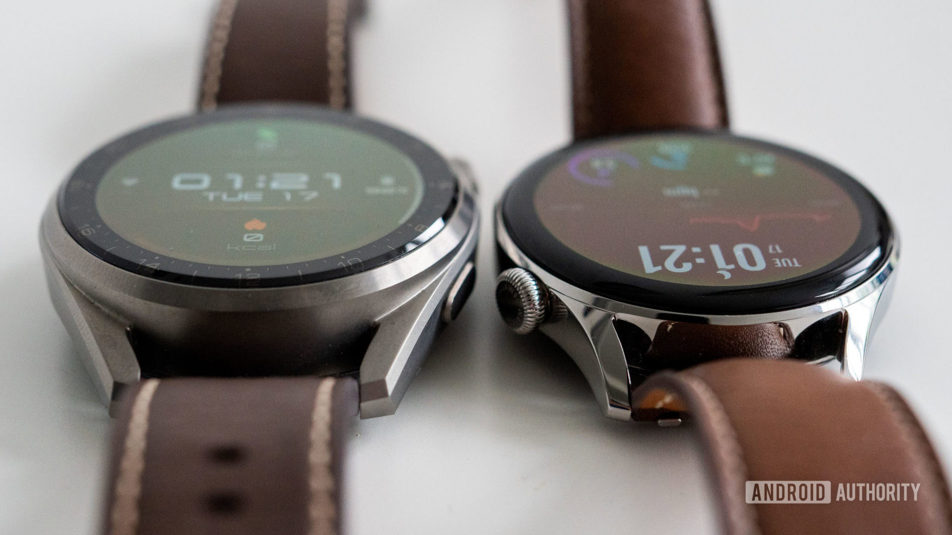 HUAWEI Watch 3 vs HUAWEI Watch 3 Pro design side profile