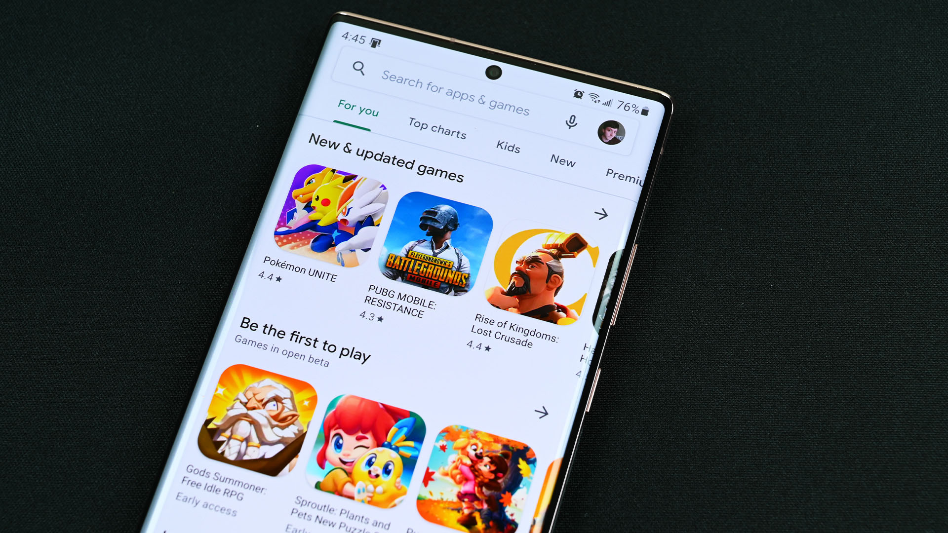 Google Play Store vs. Samsung Galaxy Store: What's the Difference and Which  Should You Use?