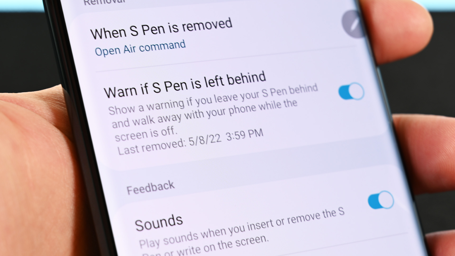 Warn if S Pen is left behind