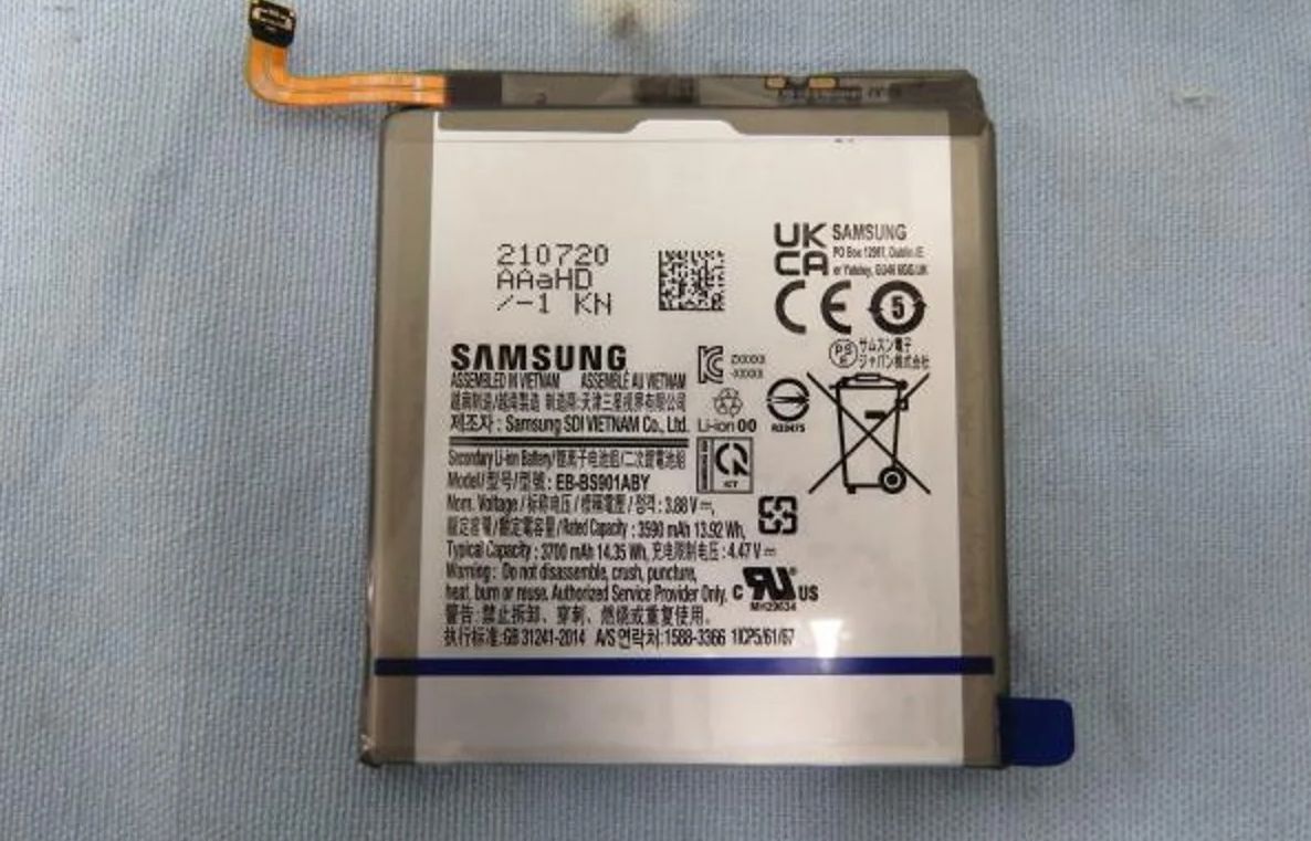 samsung galaxy s22 battery