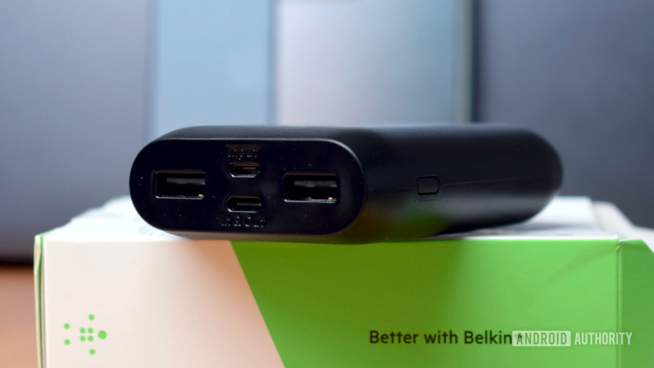 Belkin Power Bank 10K review Sturdy construction, weak charging