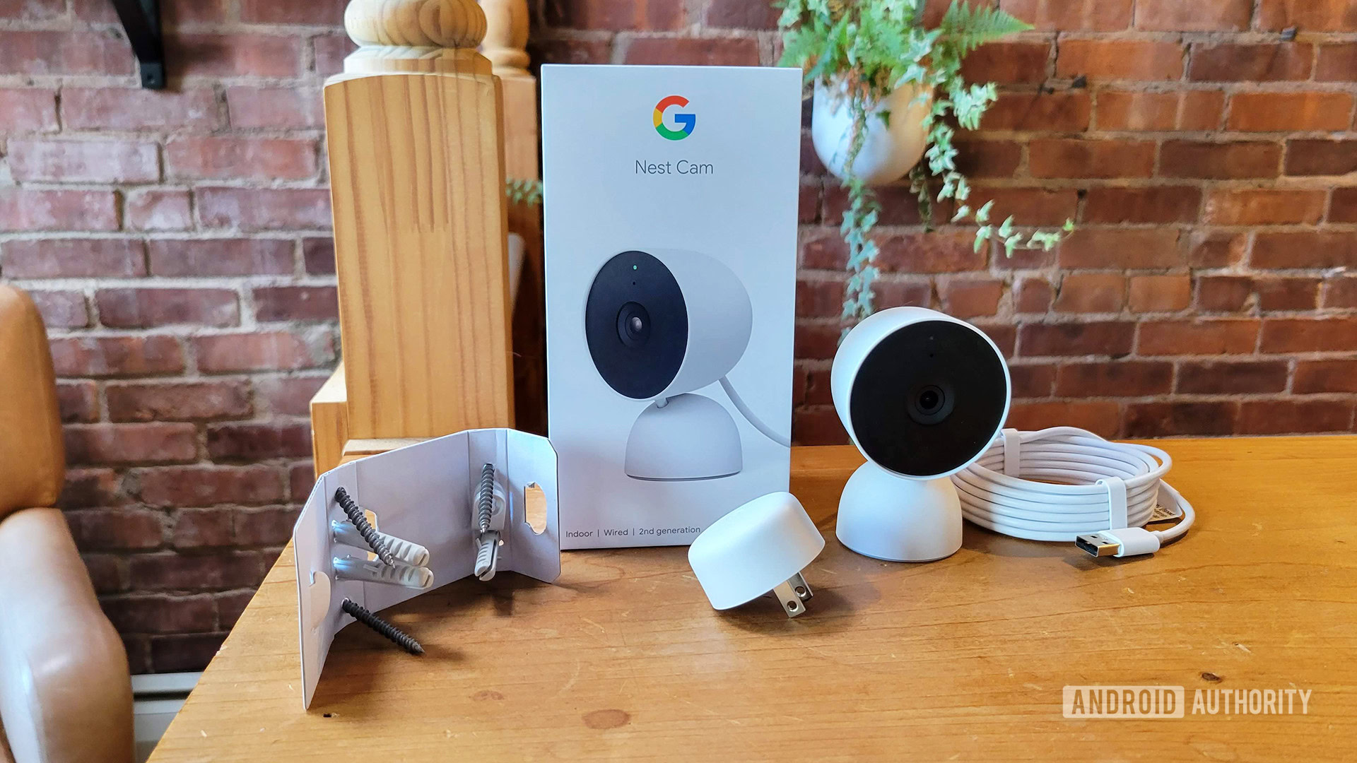 Contenido de la caja minorista de revisión con cable de Google Nest Cam