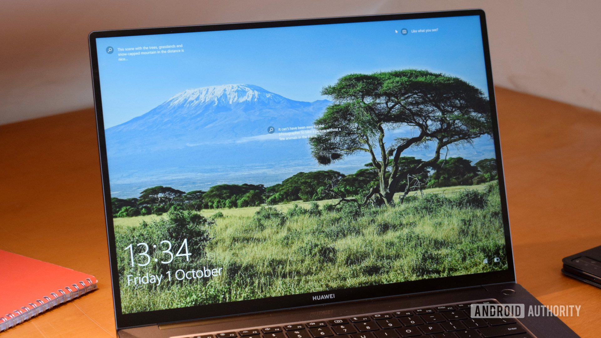 Huawei MateBook 16 review display close up