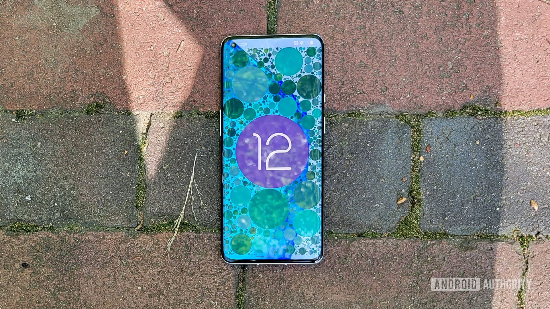 Seria OnePlus 8 i OnePlus 8T w końcu doczekała się stabilnej aktualizacji do Oxygen OS 12