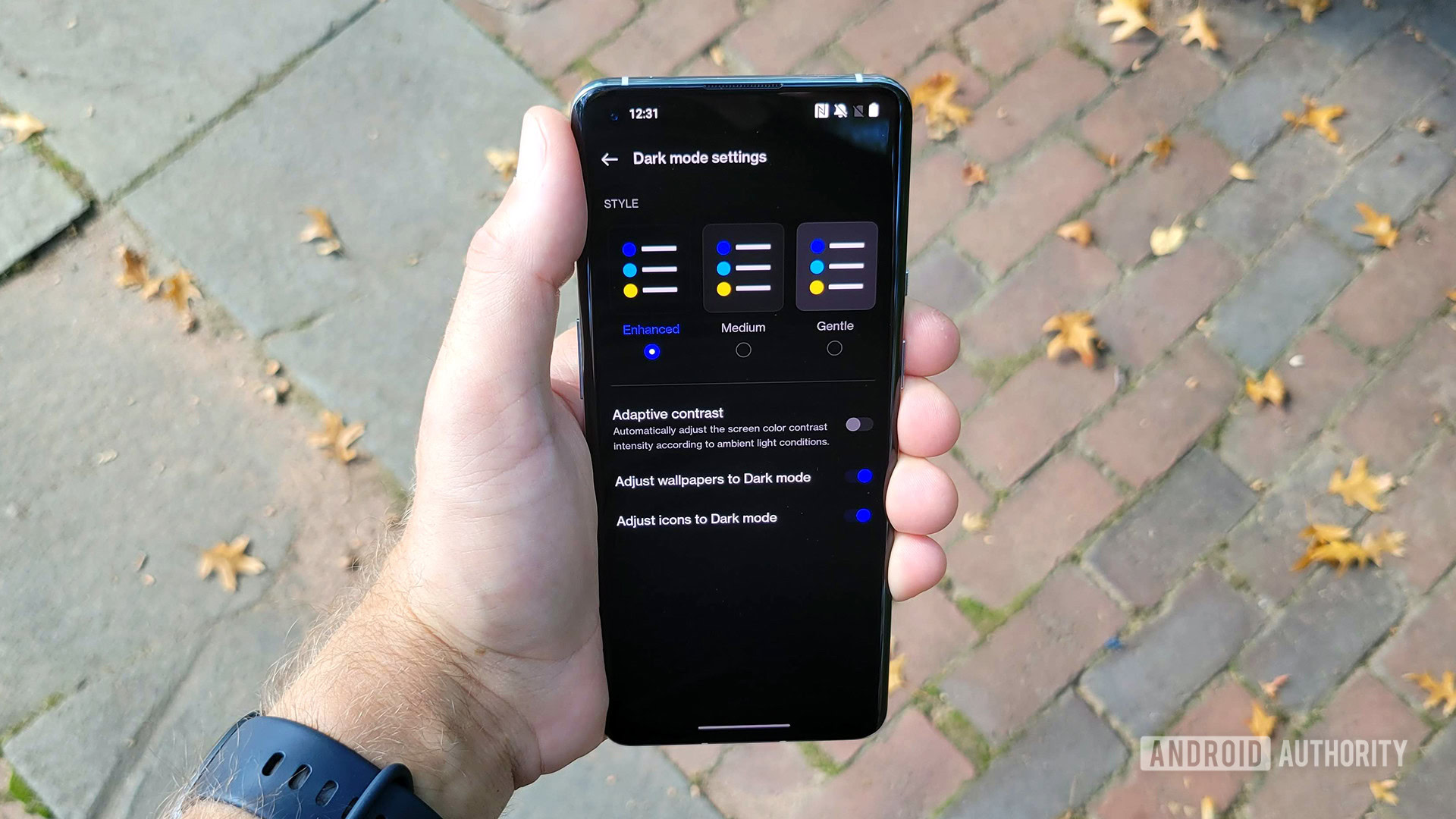 Oxygen OS 12 Beta Dark Mode Customization