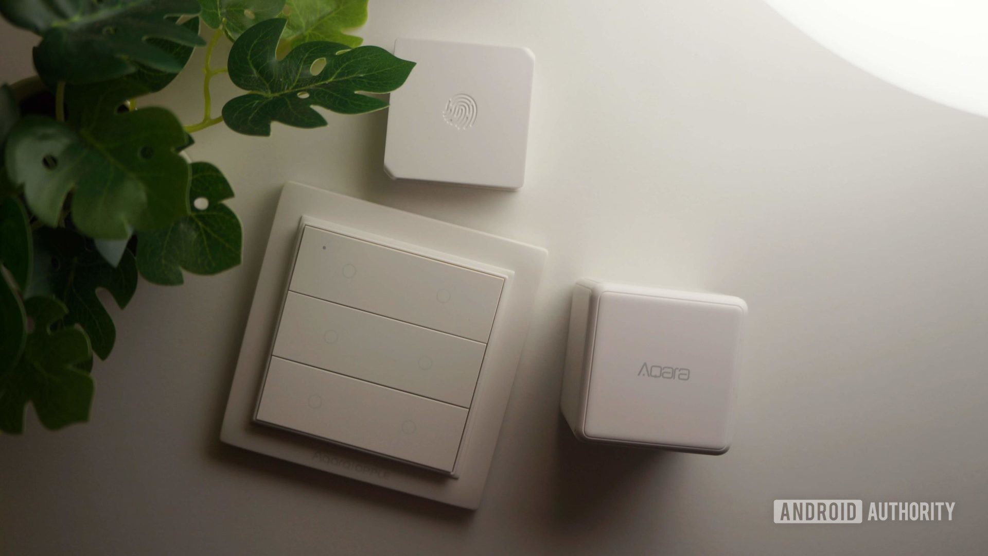 Wireless Zigbee switches on a table