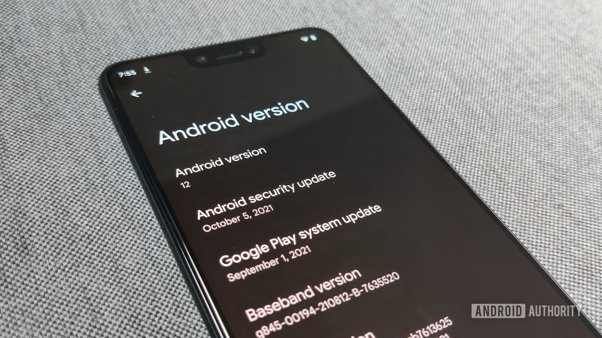 Android 12 version numbers running on Pixel 3 XL