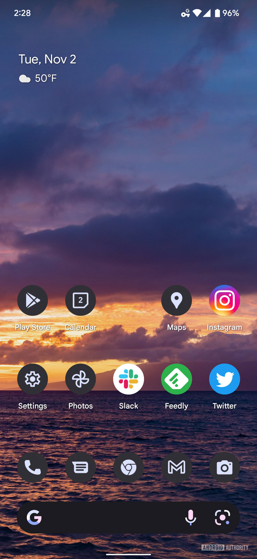 Google Android 12 Home screen with matched icons beta