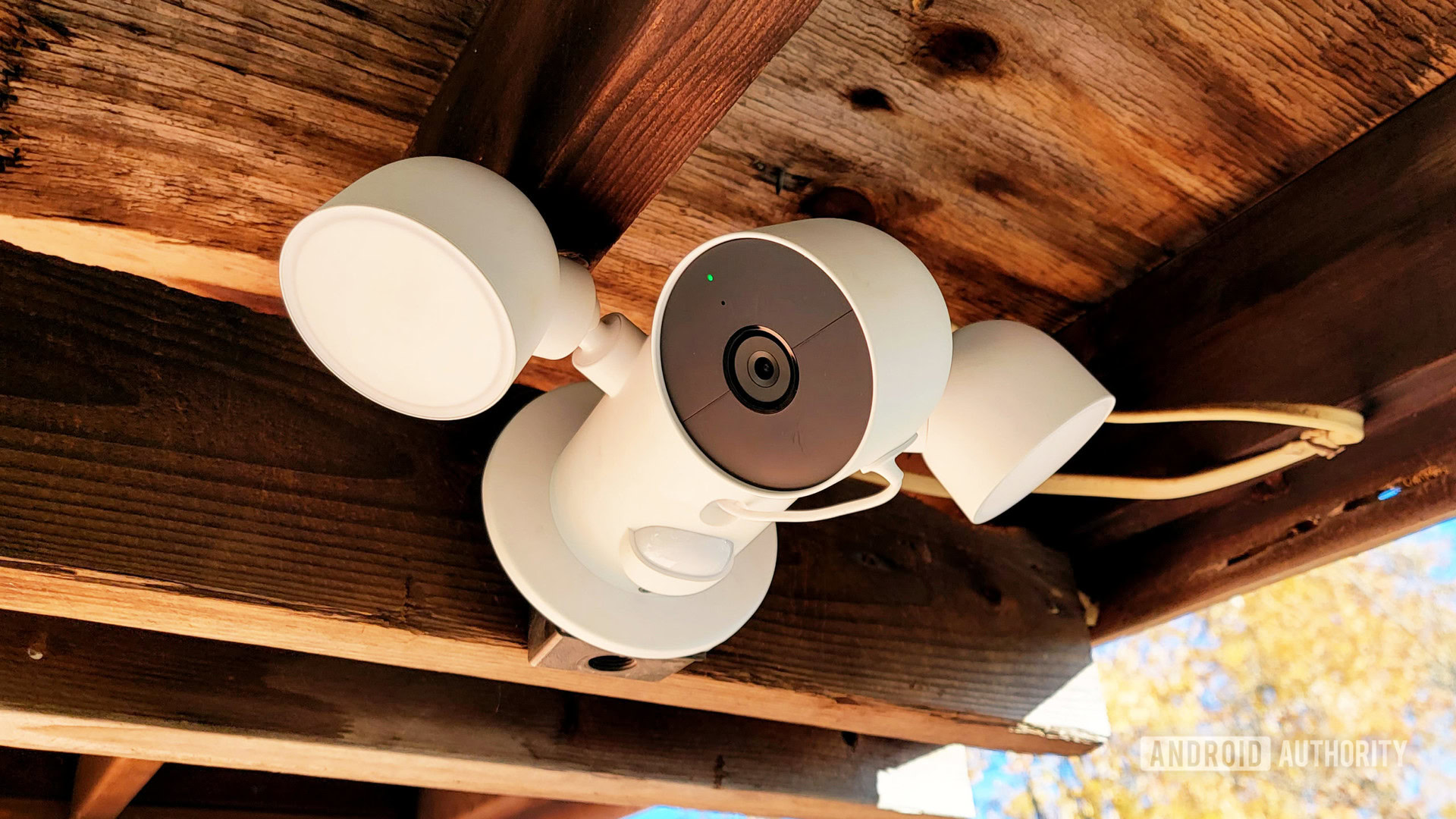 Nest Cam de Google con Floodlight Hero