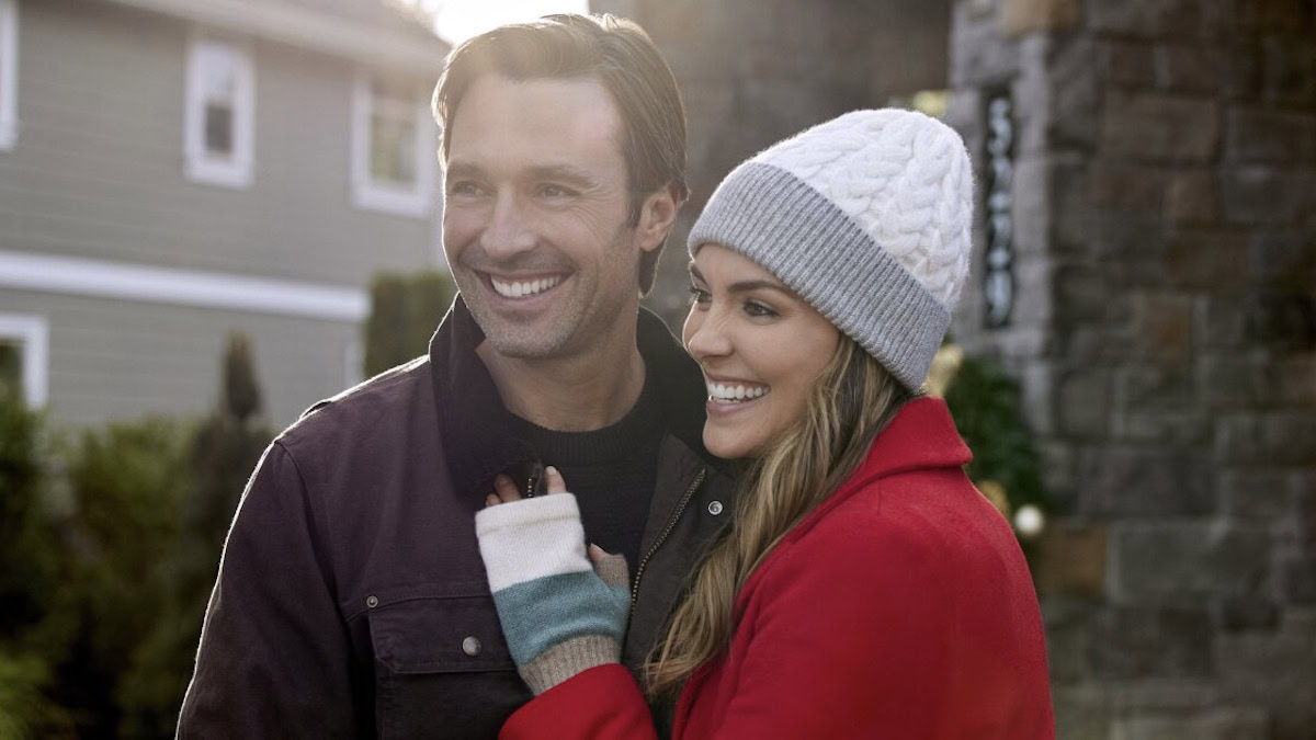 Making Spirits Bright hallmark holiday movies