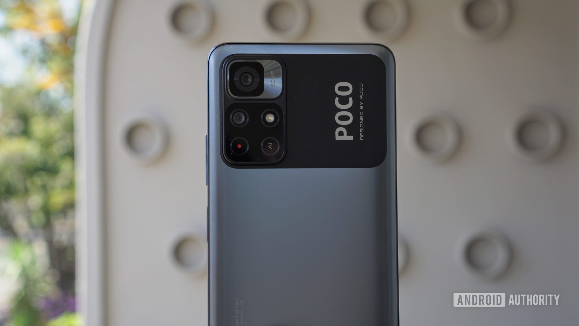 POCO M4 Pro back cover and cameras