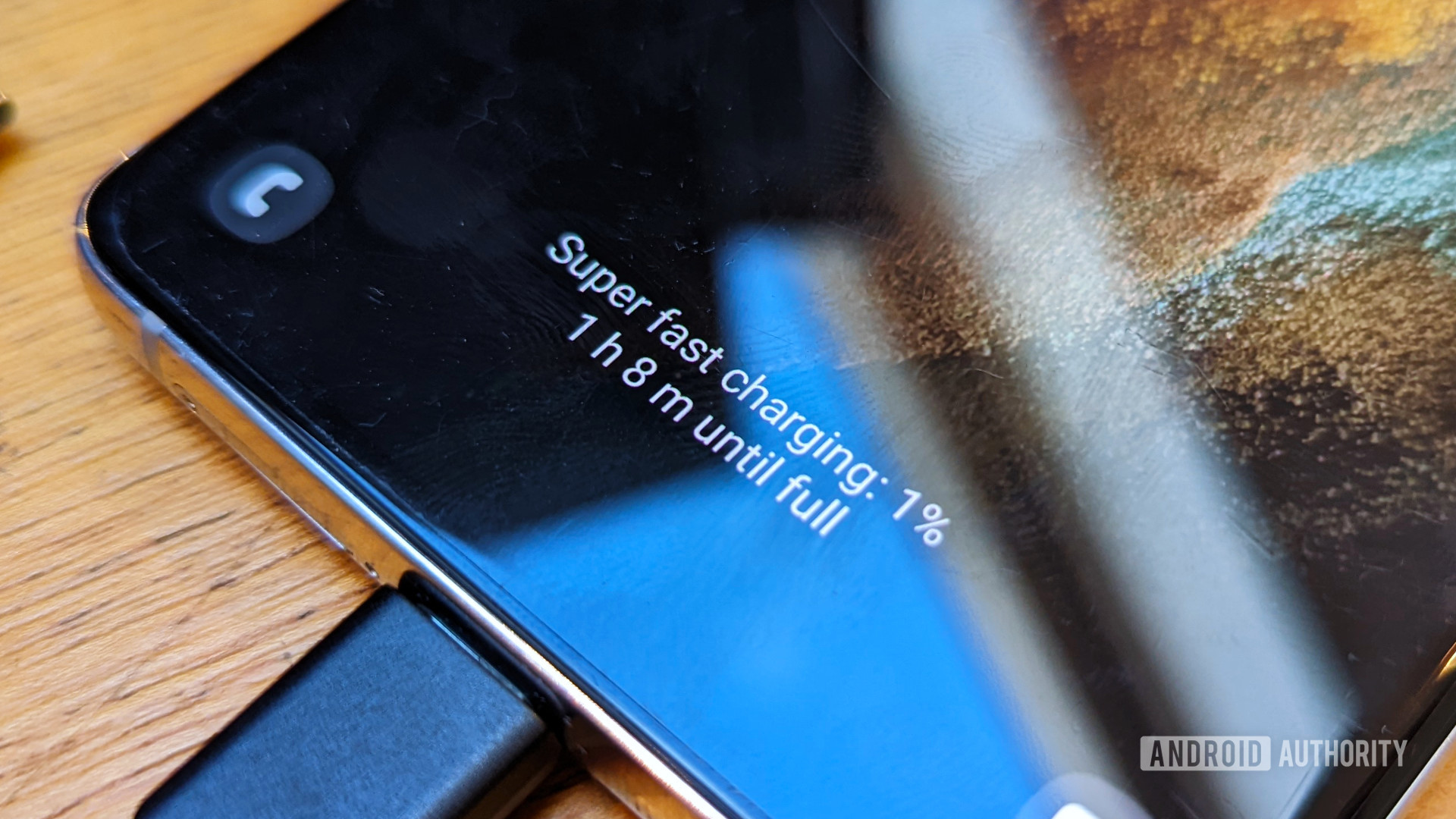 Texte Samsung Super Fast Charging à l'écran