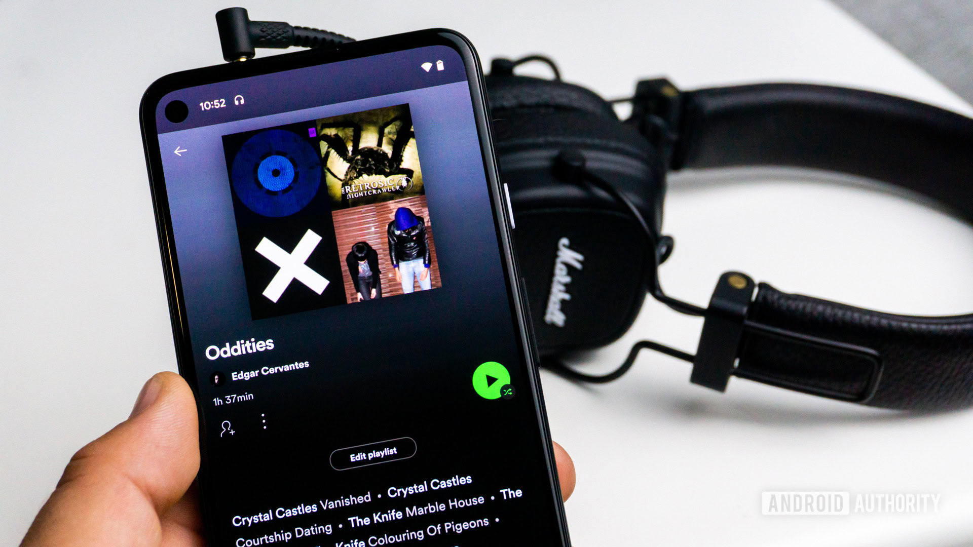 How to turn off shuffle on Spotify