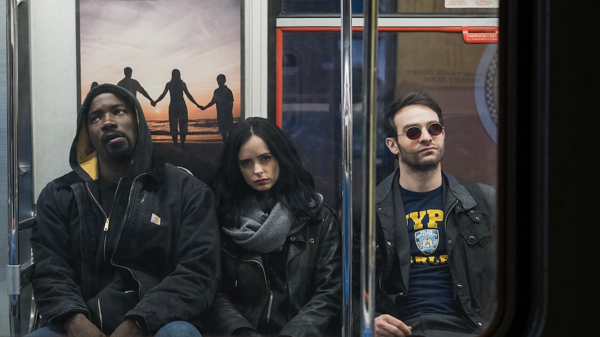 The Defenders shows like Titans showing Luke Cage, Jessica Jones, and Daredevil on the Subway.