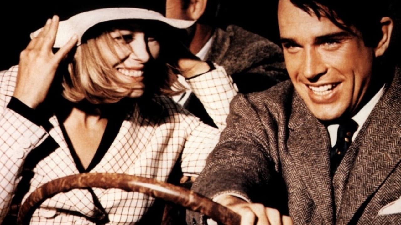 Warren Beatty and Faye Dunaway as Bonnie and Clyde