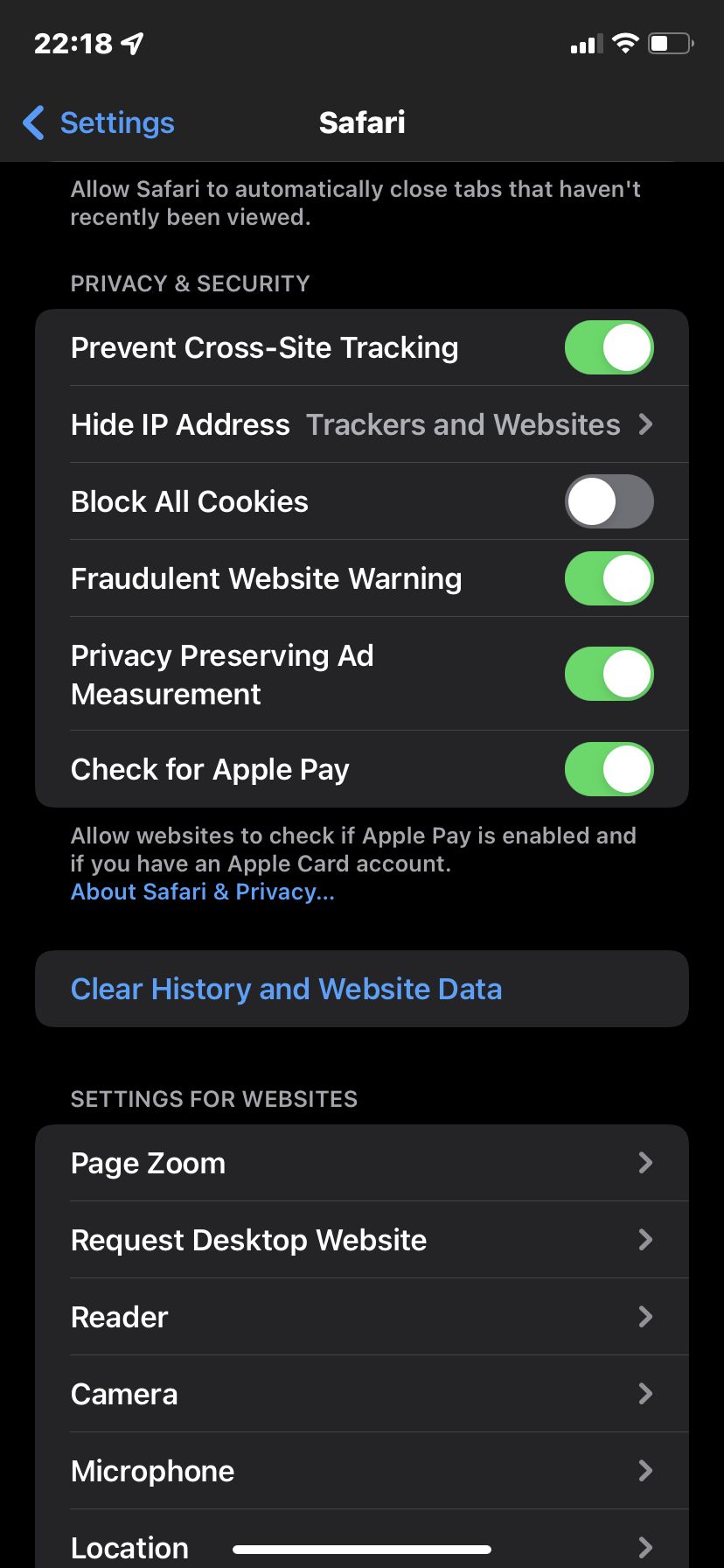 Options in the Safari storage menu in iOS.