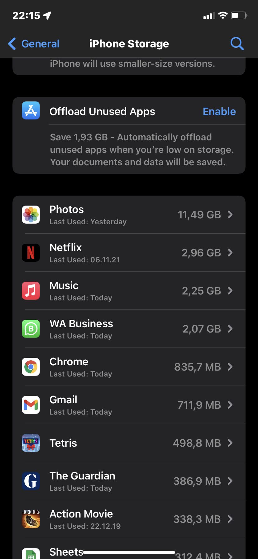 List of apps in the iPhone storage menu.