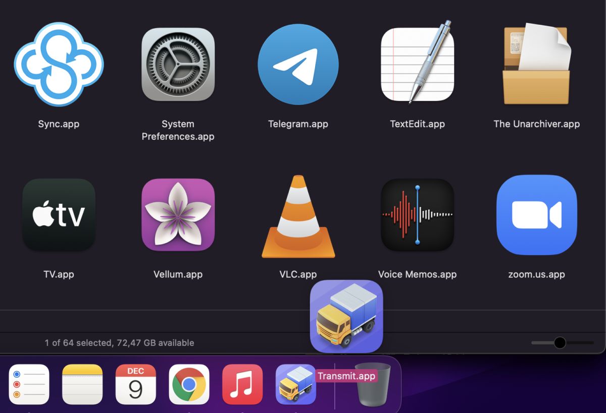 Moving an app to the trash on macOS.